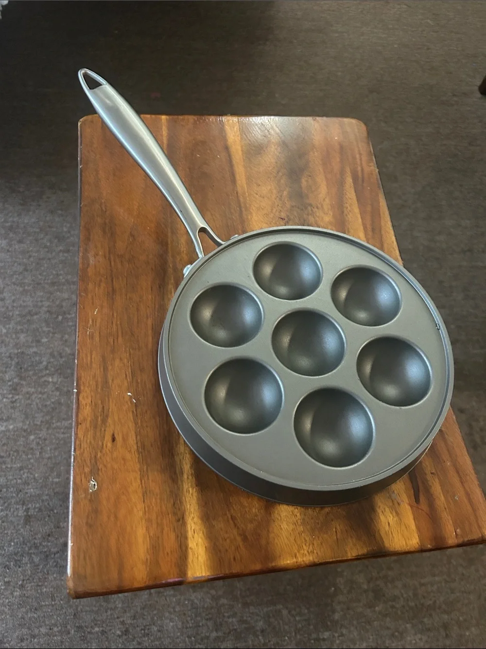 Nordic Wear Ebelskiver Pancake Preferred Tone Cast Aluminum Handle